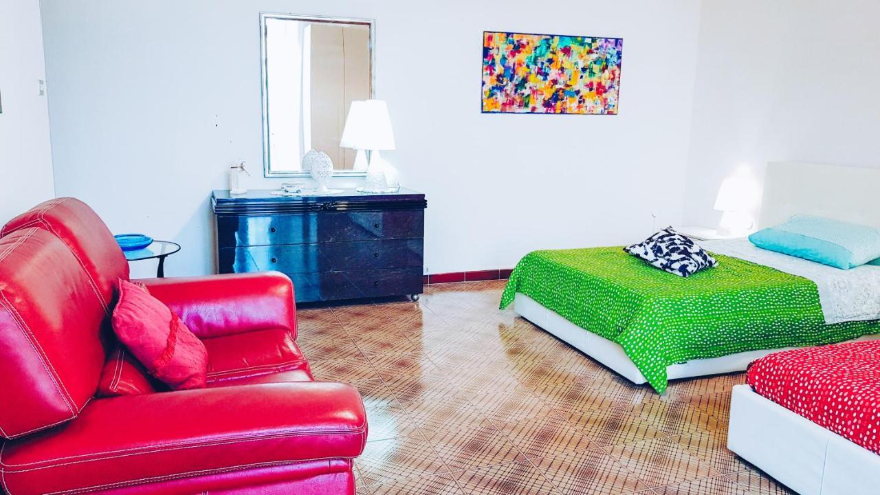 Ferienwohnung La Casa Dei Colori Giovinazzo Exterior foto